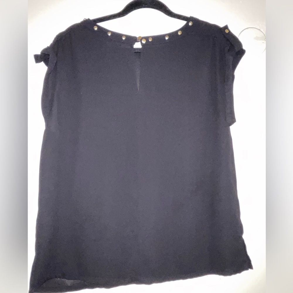 Blouses - Picture 2 of 4